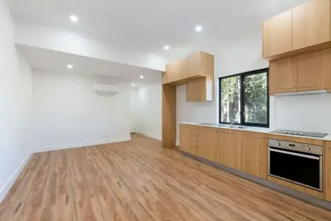 Flooring installation in Beirut — tiles, parquet, hardwood and laminate fitting and repair